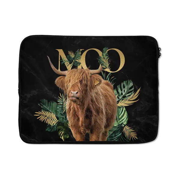 Laptophoes 15.6 Inch - Schotse Hooglander - Goud - Marmer Print - Laptop Sleeve - Binnenmaat 37x26 Cm - Zwarte Achterkant thumbnail