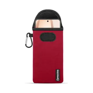 MobyDefend Hoesje - Geschikt Voor OnePlus 13R - Neopreen Pouch Met Karabijnhaak - Insteek - Riemlus - Rood