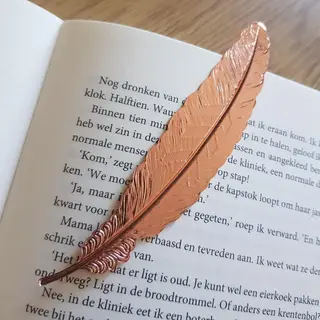 Boekenlegger Veer - Rose Gold - Metaal - Bedankt Cadeautje - Geluksbrenger - Kleinigheidjes