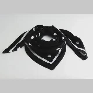 Niocle Bandana- Accessories Junkie Amsterdam- Geweven- Stippen- Polkadot- Bardot- Dames- Viscose Zijde- Vierkant- 70*70cm- Hals Doekje- Sjaaltje-
