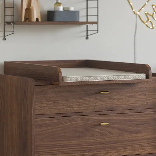Petite Amelie Petite Amélie Bladvergroter Voor Commode «Roseau» | Walnoot thumbnail