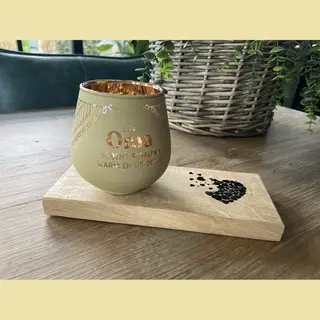 Creaties Van Hier - Oma - Kaarsen - Theelichthouder Met Plankje - Glas - 9, 4x8, 9 Cm