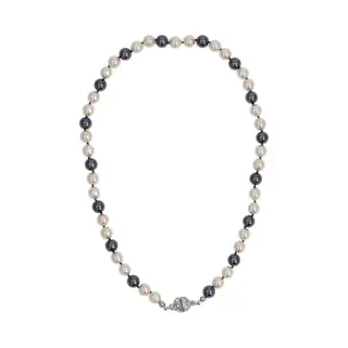 Behave - Handgeknoopte Parelketting - Zwart En Wit - 49 Cm - Magneetsluiting Met Steentjes