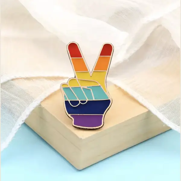 Chpn - Rainbow Pin - Lgbtq Broche - Pride Pinnetje - 1 Pin - Rainbow Peace - Lgbtq - Speldje - Pride - Regenboog Speldje - Trots - Mooi Speldje Voor thumbnail