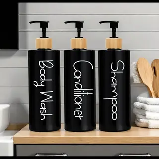 Set Van 3 Pompflessen, 500 Ml, Zeep Dispenser Kunststof Zwart Met Bamboe En Tekst, Navulbare Shampoo Fles.