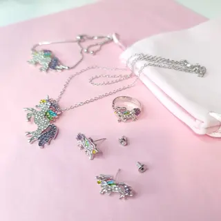 Haar in Stijl Unicorn Sieradenset Zilver - Kind Sieraden - Cadeau Set - Armband Ketting Oorbellen Ring - Geschenkset