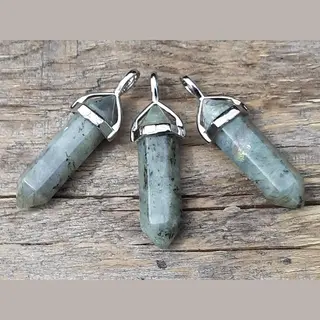 Transaxle 'De Kristalmijn' Edelsteen Labradoriet - Pendel - Healing Punt Hanger