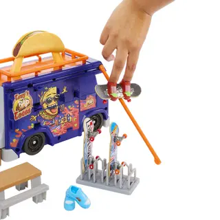 Hot Wheels Action Skate Taco Truck Play Case
