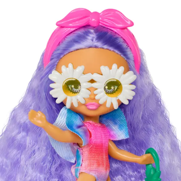 Barbie Extra Fly Mini-Minis Doll thumbnail