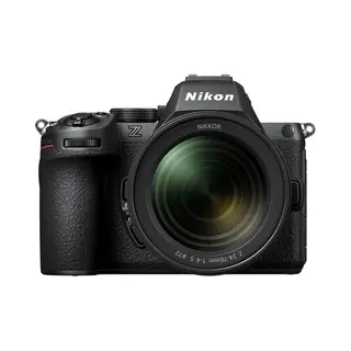 Nikon Z5 Ii + 24-70 mm Milc 24,5 Mp Cmos 6048 x 4032 Pixels Zwart