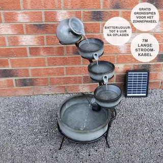 MonsterShop Tuinfontein - Zonne-energie - Grijs - 4 Etages - 2.8 W/8 V - Gratis Grondpin Solarpaneel