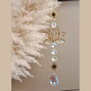 BailarStyling Suncatcher - Lotus - Zonnevanger - Hanger - Bloem - Raam Decoratie - Goud - Kristallen - Zon