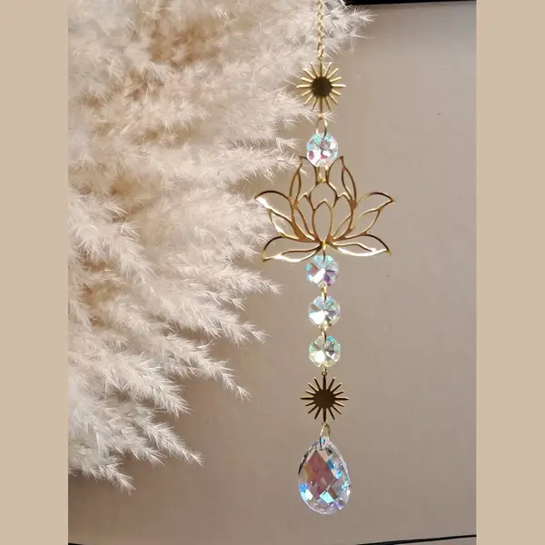 BailarStyling Suncatcher - Lotus - Zonnevanger - Hanger - Bloem - Raam Decoratie - Goud - Kristallen - Zon thumbnail