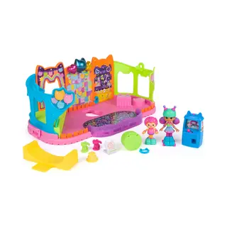 Spin Master Gabby's Dollhouse , Partyraum Spielset, Skate-Park Dachgeschoss Zimmer mit Gabby und Marty-Figur, Möbeln und Zubehörteilen