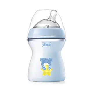 Chicco Natural Feeling Anti-Colic Bottle 2 Months + 250 Ml, Soft And Flexible Silicone Teat Feeding Bottle Suitable For Mixed Breastfeeding Medium