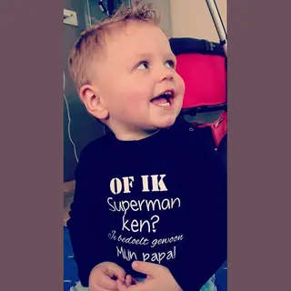 Shirtje Tekst Of Ik Superman Ken? Je Bedoelt Gewoon Mijn Papa! | Lange Mouw | Zwart | Maat 80 |cadeau Eerste Vaderdag Mooiste Babyshirt Kindershirt