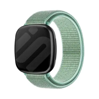 Strap-it Nylon Smartwatch Bandje Geschikt Voor Fitbit Sense / Versa 3 (mint Groen) – Ademend, Lichtgewicht En Verstelbaar – Vervangende Polsband