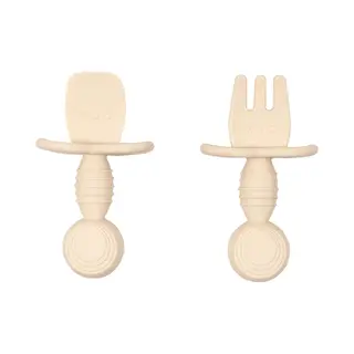 Jikkies Siliconen Kinderbestek Set - Baby Bestek - Lepel & Vork - Beige - Veilig - Duurzaam - Kindvriendelijk - 100% Siliconen - Vaatwasserbestendig -