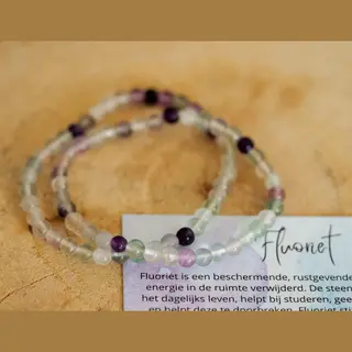 GemsByShy Fluoriet Armband, 4mm, Edelsteen - Perfect Cadeau Voor Mannen En Vrouwen - Inclusief Uitleg - Spiritueel - Fluorite - Bescherming - Rust - Structuur -