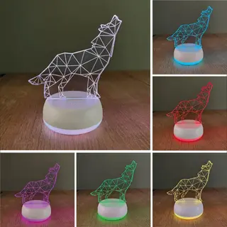 Klarigo® Nachtlamp – Wolf - 3D Led Lamp Illusie – 16 Kleuren – Witte Base - Bureaulamp – Geometrisch - Bos – Dier - Dieren - Nachtlampje