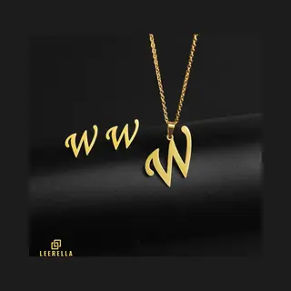 Leerella | W | Luxe Goudkleur Initialen Ketting & Oorbellen Set - Roestvrij Staal - Letters A T/m Z - Persoonlijke Sieraden Voor Elke Gelegenheid