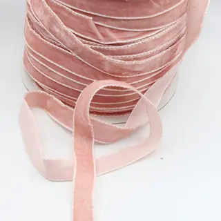 5 Meter Enkelzijdig Fluweel Lint / Velourslint Met Witte Stiksels, Breedte 20MM, Kleur Roze 04
