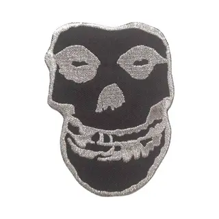 Rock Off Misfits - Inverted Silver Skull Patch - Zwart