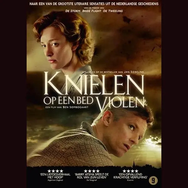 Sony Pictures Home Entertainment Knielen Op Een Bed Violen thumbnail