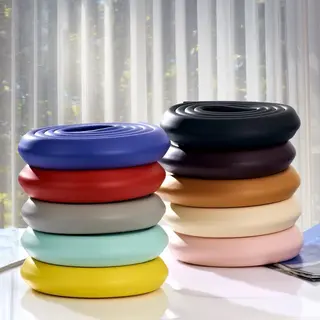 MerkIoos Hoekbeschermer Tegen Scherpe Punten Extra Zacht Zwart - 2Meter X 35Mm - Kinder Bescherming - Stoten - Hoeken - Tafel - Kast - 200cm