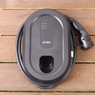 Ratio Io6 Laadpaal - 11-22kW - Vaste Laadkabel 5m - Type 2 - E-Flux Charger