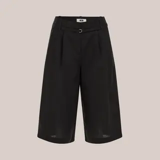 We Fashion Dames The Belted Bermuda