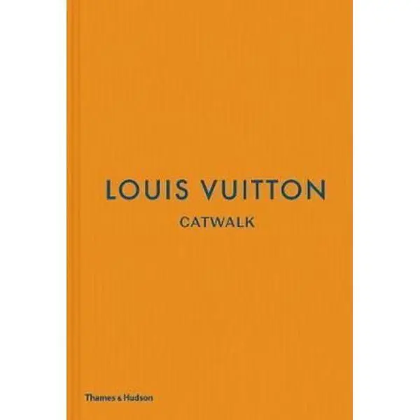 Louise Rytter Louis Vuitton / Catwalk thumbnail