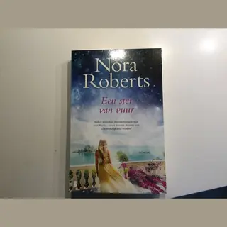 Een Ster Van Vuur | Nora Roberts