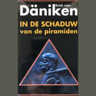 In De Schaduw Van De Piramiden