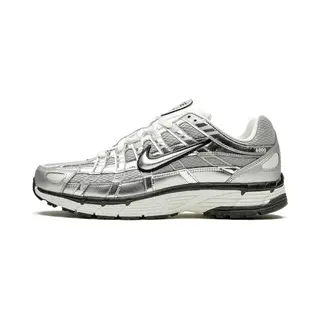 Nike P-6000 Premium - Unisex - Metallic Silver - Maat Eu 37.5