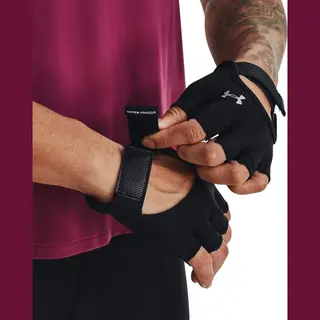 Under Armour 1377798-697_MD sports glove and accessory for hand and arm