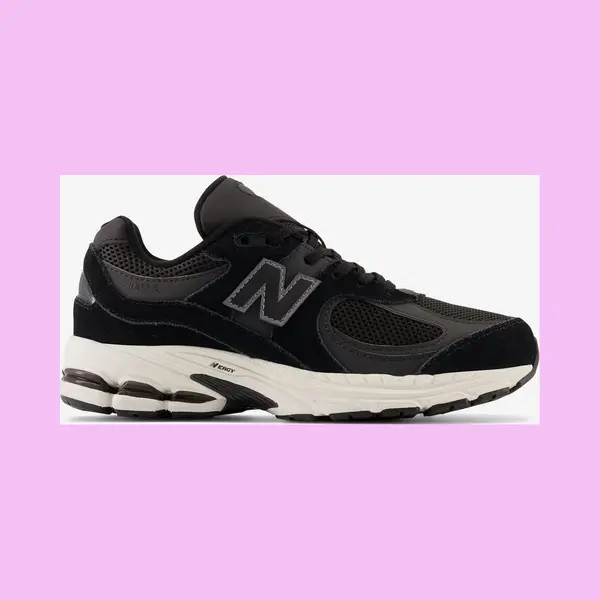 New Balance Sneaker 2002 thumbnail