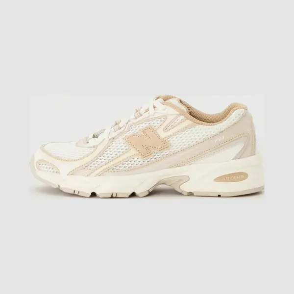 New Balance Sneaker 740 thumbnail