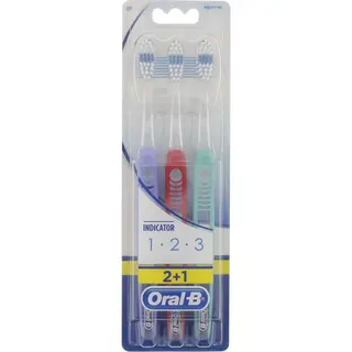 Oral B Oral-B - Tandenborstels - Medium Indicator - 3 Stuks