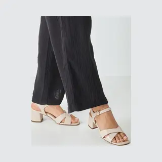 Tamaris Comfort Essentials Dames Sandalen - Ivoor Lak