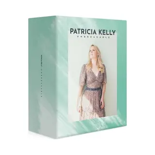 Patricia Kelly - Unbreakable - Limited Fan Edition Met Cd Poster Postcards Cosmetic Bag Geur