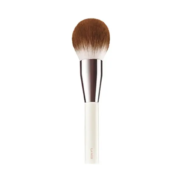 La Mer Skincolor Powder Brush thumbnail