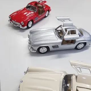 Kinsmart Mercedes-Benz 300SL 1954 - Die-cast Sportwagen In 3 Kleuren - Schaal 1, 36