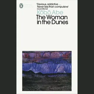 Penguin The Woman In The Dunes boek Engels Paperback 272 pagina's