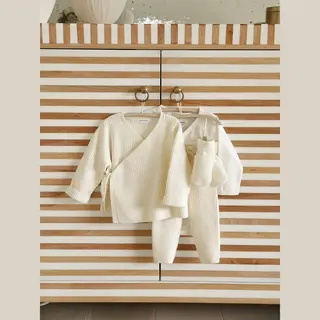 Vertbaudet Babypakje 4-delige Set In Effen Tricot Vestje + Broek + Sloffen + Body Ecru